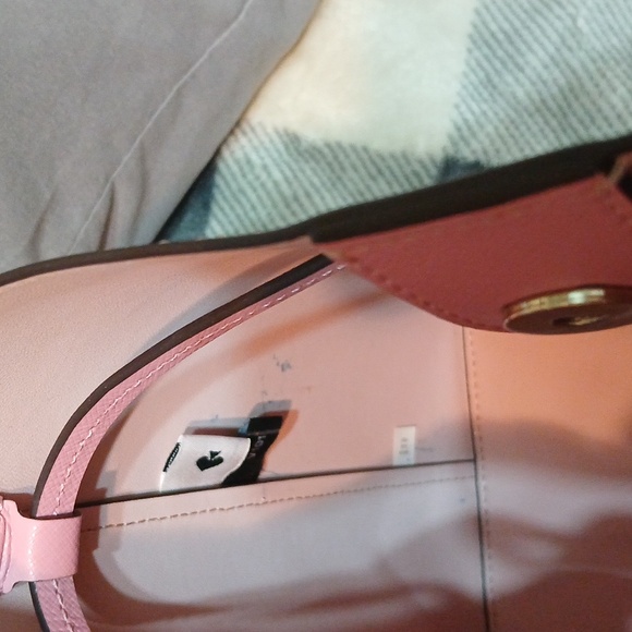 Kate Spade - Picture 8 of 9